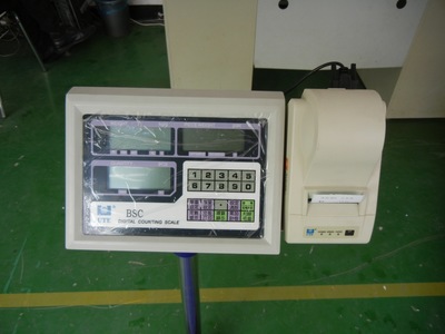 廈門聯(lián)貿(mào)帶BSWC-60kg電子稱 帶上下限報(bào)警功能的精密臺(tái)秤